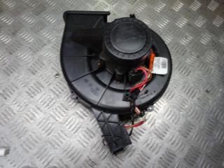 моторчик печки Volkswagen Polo 4 поколение 2003, 1.2 л., бензин, МКПП, хетчбэк 5 дв., 6Q1820015C