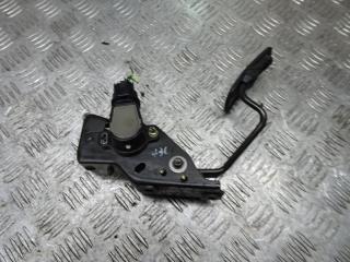 педаль Toyota Previa 2 поколение XR30 2002, 2.0 л., дизель, МКПП, минивэн