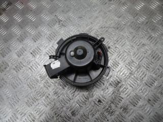 моторчик печки Peugeot 206 1 поколение [2-й рестайлинг] 2010, 1.4 л., бензин, МКПП, хетчбэк 5 дв., 6424501