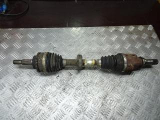полуось передняя левая (приводной вал, ШРУС) Renault Clio 2 поколение [2-й рестайлинг] 2005, 1.5 л., дизель, МКПП, хетчбэк 5 дв., 8200543868
