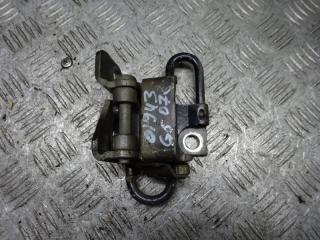 петля двери Volkswagen Golf 5 поколение 2007, 1.9 л., дизель, МКПП, хетчбэк 5 дв., 1K0831412N