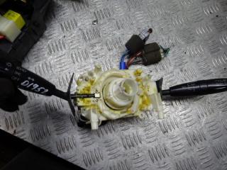 переключатель подрулевой (стрекоза) Kia Rio 1 поколение 2001, 1.5 л., бензин, МКПП, универсал, 45131A1000