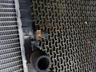 радиатор (основной) Ford Focus 1 поколение 2000, 1.6 л., бензин, МКПП, хетчбэк 5 дв., XS4H8C342AA, 98AW806DF