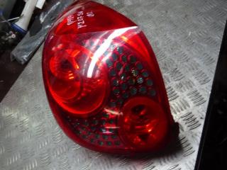 фонарь задний правый Peugeot 207 1 поколение 2008, 1.6 л., дизель, МКПП, универсал, 9680157980