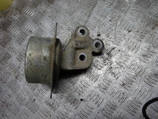 подушка крепления двигателя Opel Vectra C 2003, 2.2 л., бензин, МКПП, хетчбэк 5 дв., 9156924