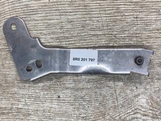 кронштейн (крепление) Porsche Macan 1 поколение 2019, 3.0 л., бензин, 8R0201827, 8R0201797