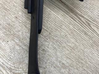 уплотнитель подкапотного пространства Porsche Macan 1 поколение 2019, 3.0 л., бензин, 95B823731