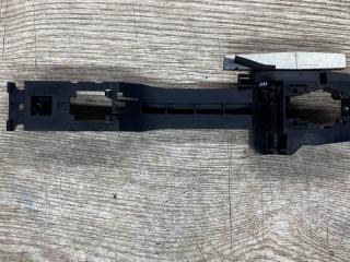 скелет ручки двери задней левой Infiniti Q50 1 поколение [рестайлинг] 2019, 3.0 л., VR30DDTT, бензин, АКПП, (k23) silver "m", седан, задний привод