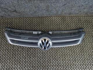 решетка радиатора Volkswagen Golf Plus 1 поколение 2009, 2.0 л., дизель, МКПП, хетчбэк 5 дв., 5M0853651A