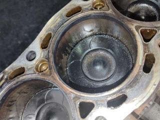 блок цилиндров Peugeot 307 1 поколение 2004, 2.0 л., дизель, RHR