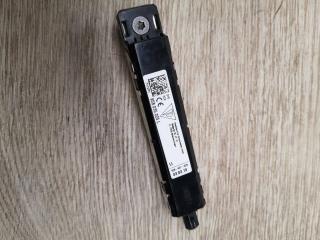 усилитель антенны Porsche Macan 1 поколение 2019, 3.0 л., бензин, правый руль, 95B035225L