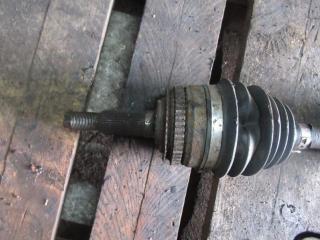 полуось передняя левая (приводной вал, ШРУС) Daewoo Nubira J150/J190 [рестайлинг] 2002, 1.8 л., бензин