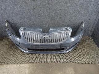 бампер передний Skoda Octavia 3 поколение (A7) 2015, 5E0807221