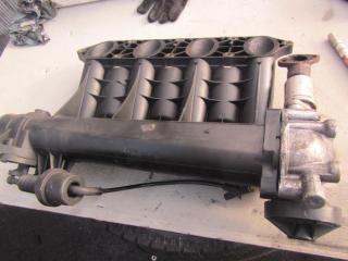 коллектор впускной Mercedes-Benz Vito W638 2001, 2.2 л., дизель, АКПП, микроавтобус, 6110900537