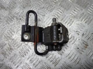 петля двери Audi A4 B6 2003, 2.5 л., дизель, МКПП, универсал, 8E0831411B