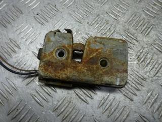 замок багажника Volkswagen Transporter T4 2001, 701829211