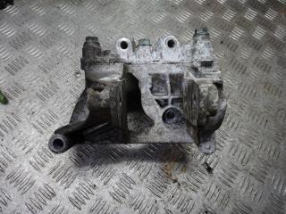 кронштейн КПП Volkswagen Transporter T5 2005, 2.5 л., дизель, АКПП, микроавтобус, 070199343A, 070199343B