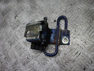 петля двери Audi A6 4B/C5 2000, 4B0831412B