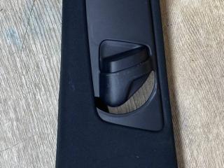 обшивка стойки центральной левой Lexus NX 1 поколение [рестайлинг] 2019, 2.5 л., гибрид, вариатор, 1h9, полный привод, правый руль, 7325633020