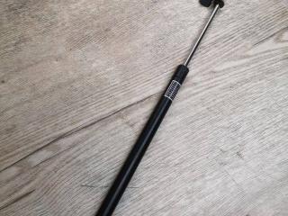 амортизатор капота Subaru Forester 3 поколение (SH) 2009, 2.5 л., бензин