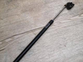 амортизатор капота Subaru Forester 3 поколение (SH) 2009, 2.5 л., бензин