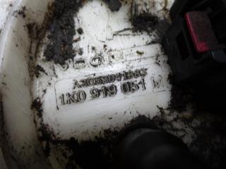 насос топливный Volkswagen Lupo 1 поколение 2001, 1.0 л., бензин, МКПП, хетчбэк 5 дв., 1K0919051M