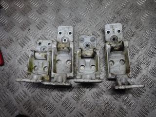 петля двери Mercedes-Benz Sprinter 2 поколение (W906) 2008, A9067400437, A9067400737, A906400537