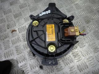 моторчик печки Audi A4 B6 2003, 2.5 л., дизель, МКПП, универсал, 8E1820021E