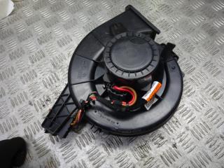 моторчик печки SEAT Ibiza 3 поколение 2005, 1.4 л., бензин, МКПП, хетчбэк 5 дв., 6Q1819015C