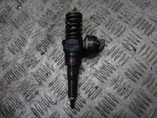 форсунка Volkswagen Golf 4 поколение 2001, 1.9 л., дизель, 038130073AQ