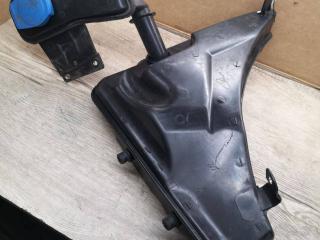 бачок омывателя Porsche Macan 1 поколение 2018, 3.0 л., бензин, АКПП, полный привод, правый руль, 95B955451