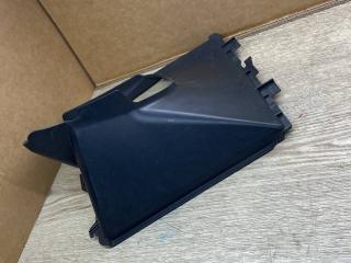 воздуховод (дефлектор) радиатора Porsche Macan 1 поколение 2018, 3.0 л., бензин, АКПП, полный привод, правый руль, 95B117335B