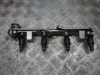 форсунка Audi A4 B5 1995, 1.8 л., бензин, МКПП, седан, 058133551A