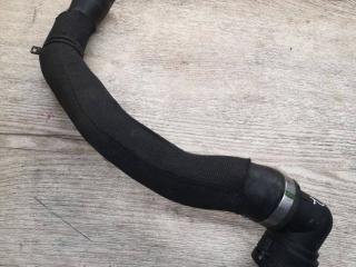 патрубок радиатора Porsche Macan 1 поколение 2018, 3.0 л., бензин, АКПП, полный привод, правый руль, 95B1022101D