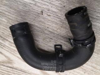 патрубок радиатора Porsche Macan 1 поколение 2018, 3.0 л., бензин, АКПП, полный привод, правый руль, 95B819350A