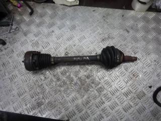 полуось передняя левая (приводной вал, ШРУС) Volkswagen Polo 3 поколение 1999, 1.4 л., бензин