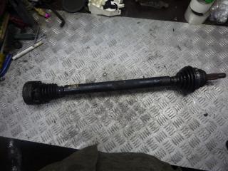 полуось передняя правая (приводной вал, ШРУС) Volkswagen Polo 3 поколение 1999, 1.4 л., бензин