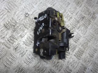 замок двери задней левой Skoda Octavia 1 поколение (A4) 1998, 1.6 л., бензин, МКПП, хетчбэк 5 дв.