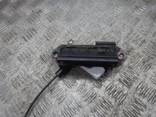 ручка крышки багажника Toyota Corolla 9 поколение (E120/E130) [рестайлинг] 2003, 1.4 л., бензин, МКПП, хетчбэк 5 дв.