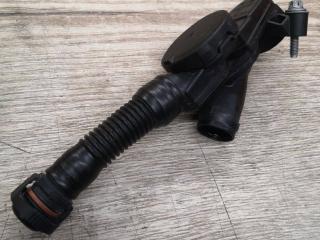 клапан вентиляции картера Porsche Macan 1 поколение 2018, 3.0 л., бензин, АКПП, полный привод, правый руль, 94610723077