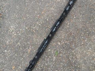 Кронштейн накладки на порог прав. Porsche Macan 1 поколение 2018, 3.0 л., бензин, АКПП, полный привод, правый руль, 95B853558B