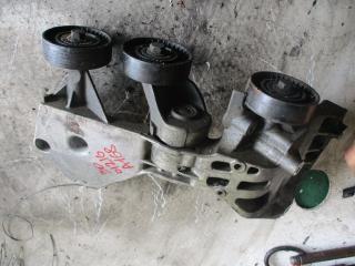 кронштейн генератора Mercedes-Benz A-Класс W168 1999, 1.6 л., бензин, АКПП, хетчбэк 5 дв., A2020240