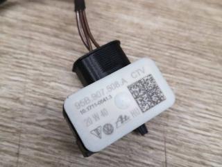 датчик удара Porsche Macan 1 поколение 2018, 3.0 л., бензин, АКПП, полный привод, правый руль, 95B907508A