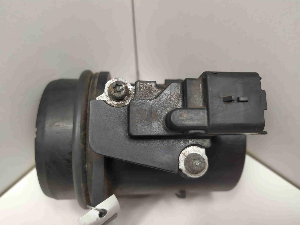 расходомер воздуха Peugeot 207 1 поколение 2009, 1.6 л., дизель, МКПП, 9683282980 - фото №1