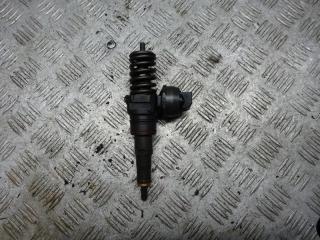 форсунка Volkswagen Golf 4 поколение 2002, 1.9 л., дизель, 038130073AQ