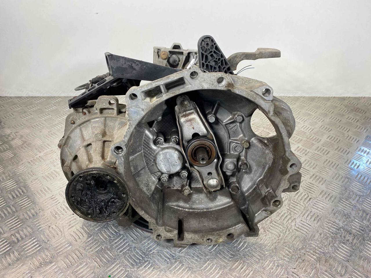 КПП механическая (МКПП) Volkswagen Jetta 5 поколение 2008, 1.4 л., TSI, бензин, МКПП, передний привод, JXP - фото №1