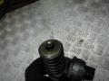 форсунка Volkswagen Golf 4 поколение 2002, 1.9 л., дизель, 038130073AQ - фото №2