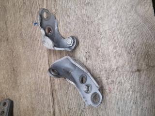 петля двери Ford Mustang 6 поколение S550 2017, 5.0 л., бензин, АКПП