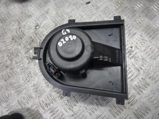 моторчик печки Volkswagen Golf 3 поколение 1998, 1.6 л., бензин, МКПП, хетчбэк 5 дв., 1J1819021A