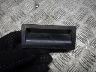кнопка открытия багажника Volkswagen Passat B6 2010, 1.6 л., дизель, МКПП, универсал, 5N0827566